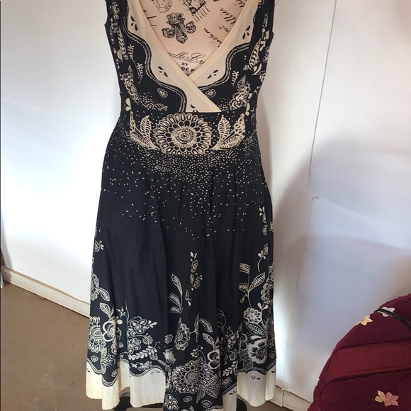 jonathan martin Dresses & Skirts - Jonathan Martin Dress Get it NOW🥰 New with tags